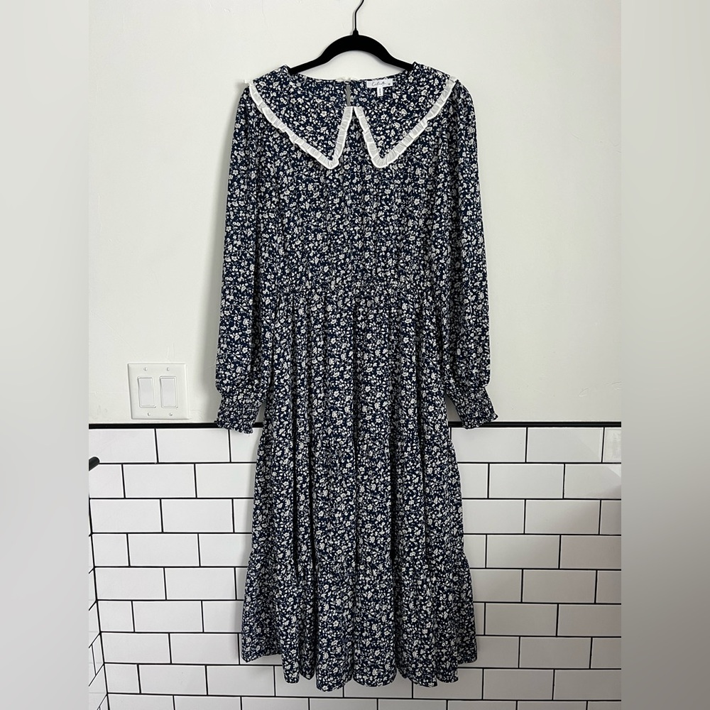 Koodeker Calista Simon Collar dress. Navy blue floral. Peter Pan collar.